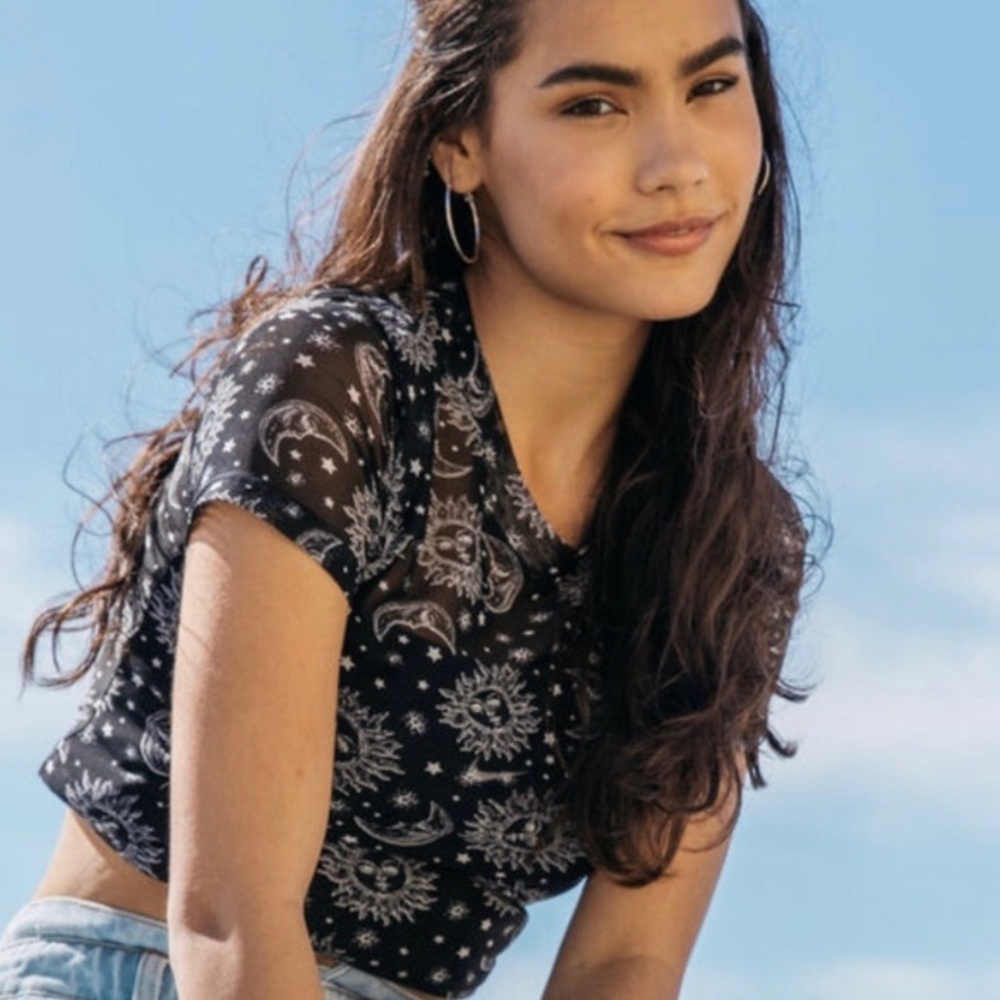 tillys mesh black sun and moon tee
